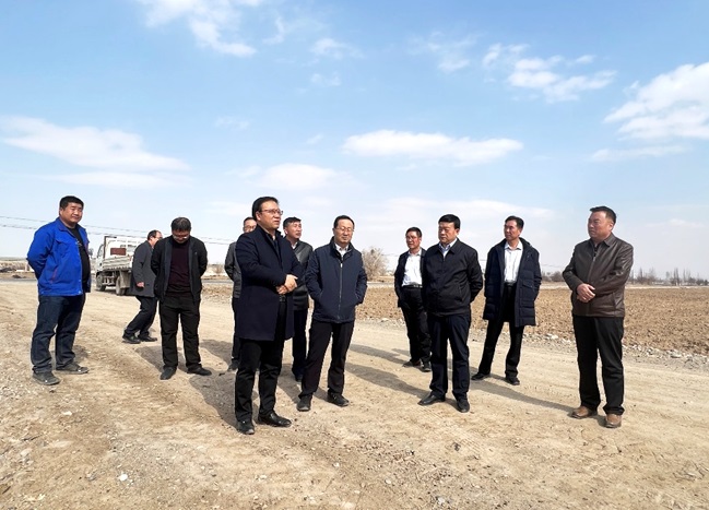 振興種業(yè)在行動,敦煌種業(yè)牽手奧凱種機、大禹節(jié)水現(xiàn)場對接推進千畝智慧種業(yè)示范園區(qū)建設項目